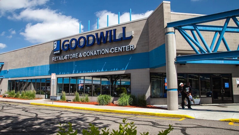 88e7ec24-6b53-c93a-77f7-ced28ef24b61_800