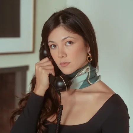 cat-goetze-resgatou-os-telefones-fixos-com-bluetooth-e-criou-o-physical-phones-1764702102973_v2_450x450