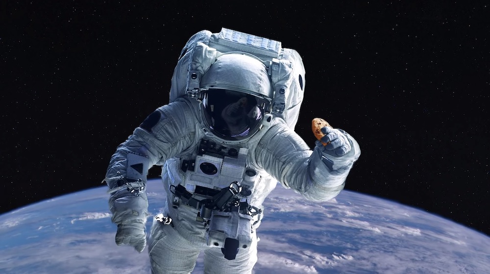 astronauts-baked-cookies-in-space