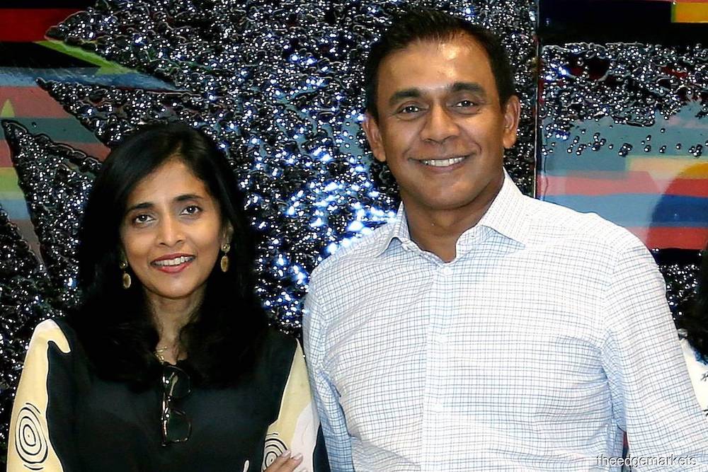 brahmal_vasudevan_shanthi_kandiah_by_suhaimi_yusuf_20221207132714_theedgemarkets