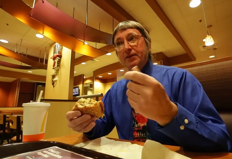 Don-Gorske-recordista-em-comer-Big-Macs
